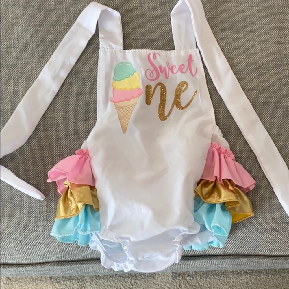 Baby girl 1st birthday outfit